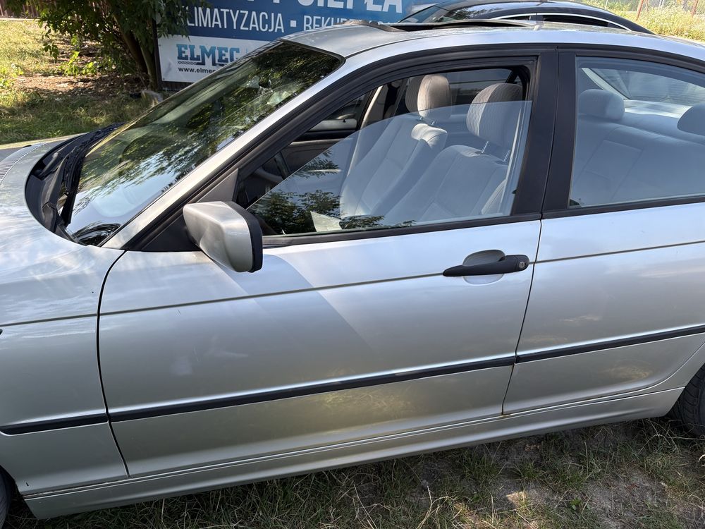 Drzwi BMW E46 1998 z glosniki. Stan DBD