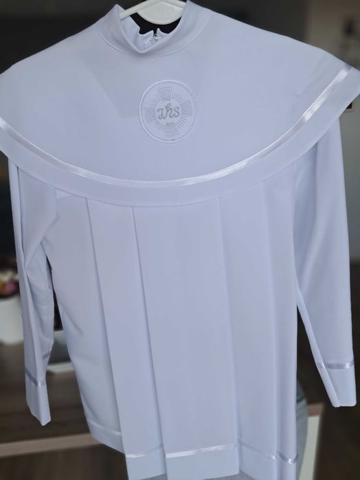 Alba chłopięca biała