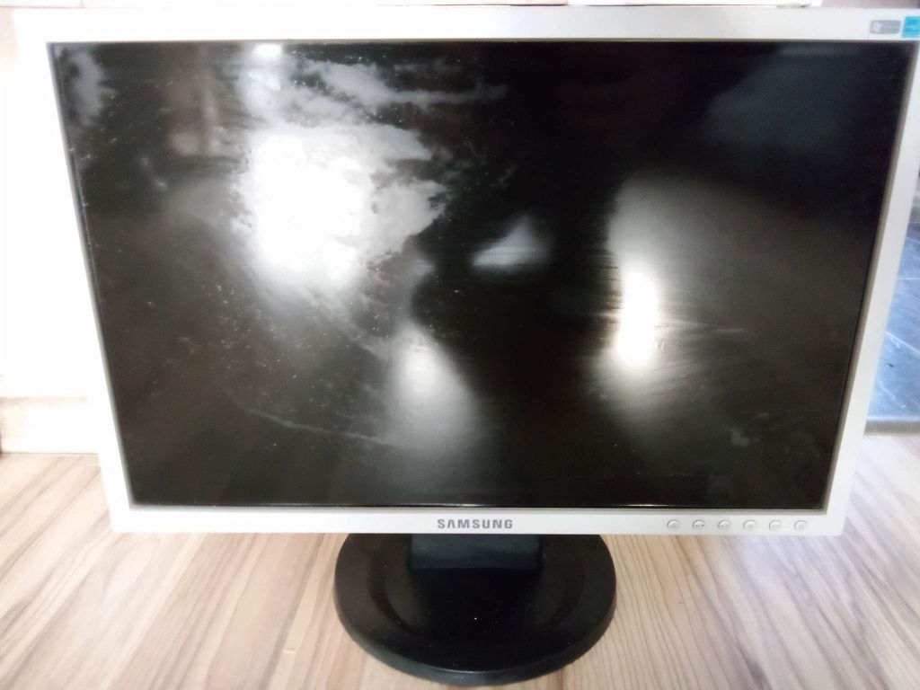 Monitor Samsung.