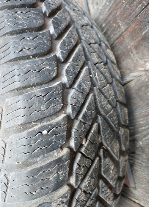 Koła aluminiowe 196 65 r15z oponami zimowymi ok6mm et37 5x112 57,1-70m