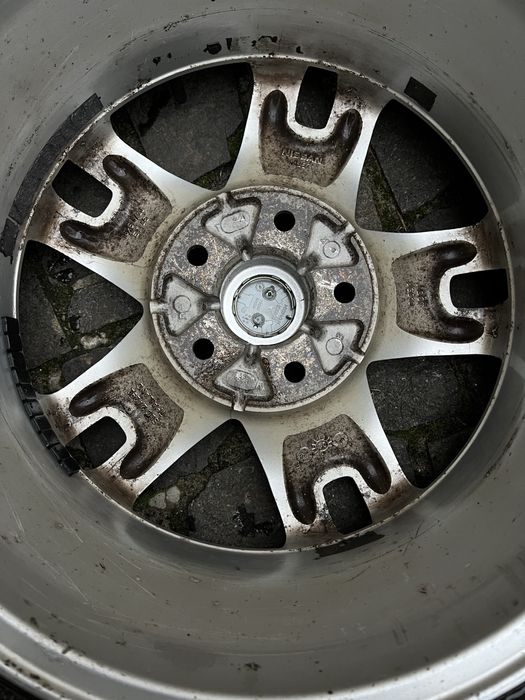 Диски Nissan X-Trail R16