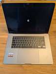 MacBook Pro 16" (2019) | Core i7 / 16GB RAM / 512 GB /Klawiatura z Cyr