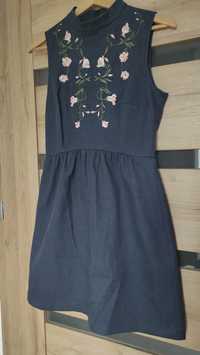 Sukienka dżinsowa z haftem Orsay 36