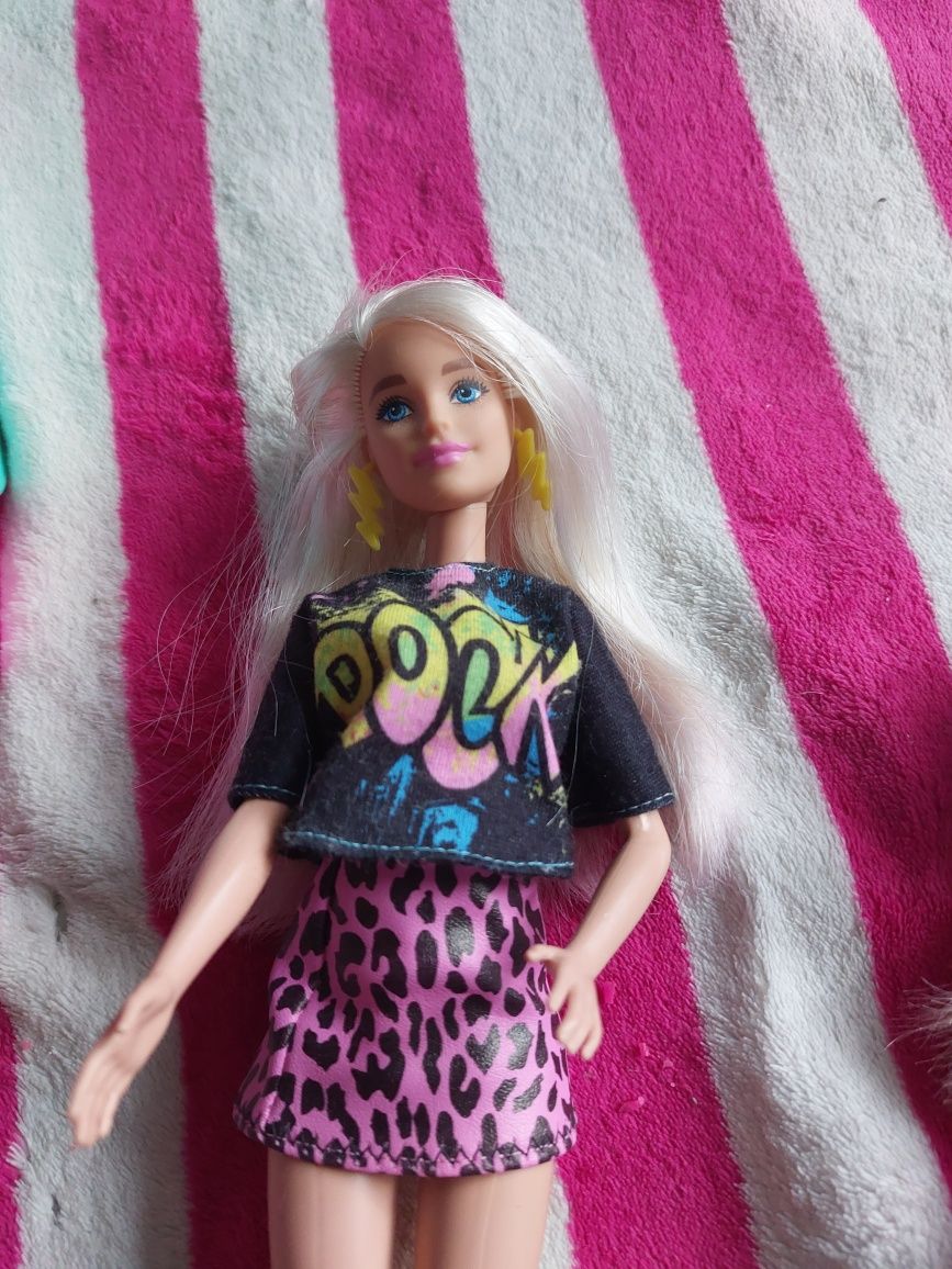 Zestaw Oryginalnych Barbie + kwiaciarniach play doh