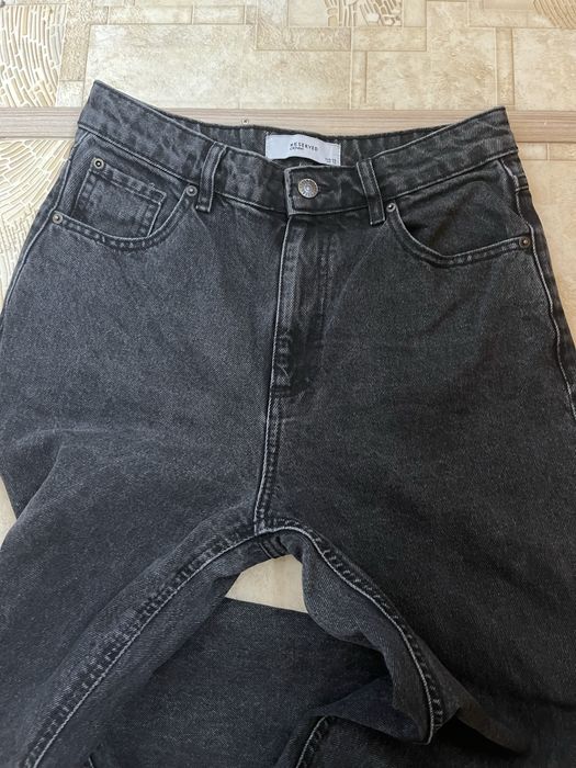Джинси reserved 38 розмір