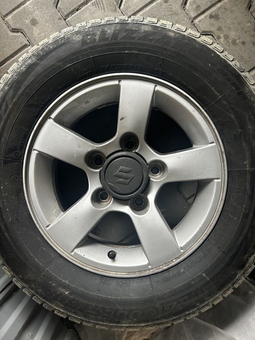 Koła z oponami suzuki jomny 15 cali