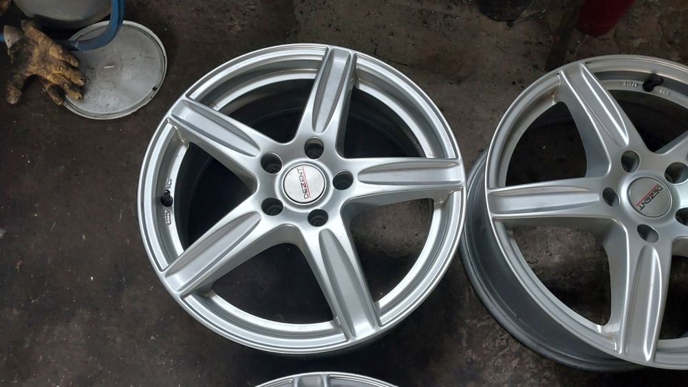 Alufelgi Dezent 5x114,3 7J17 ET48 Kia Hyundai Toyota Renault Nissan