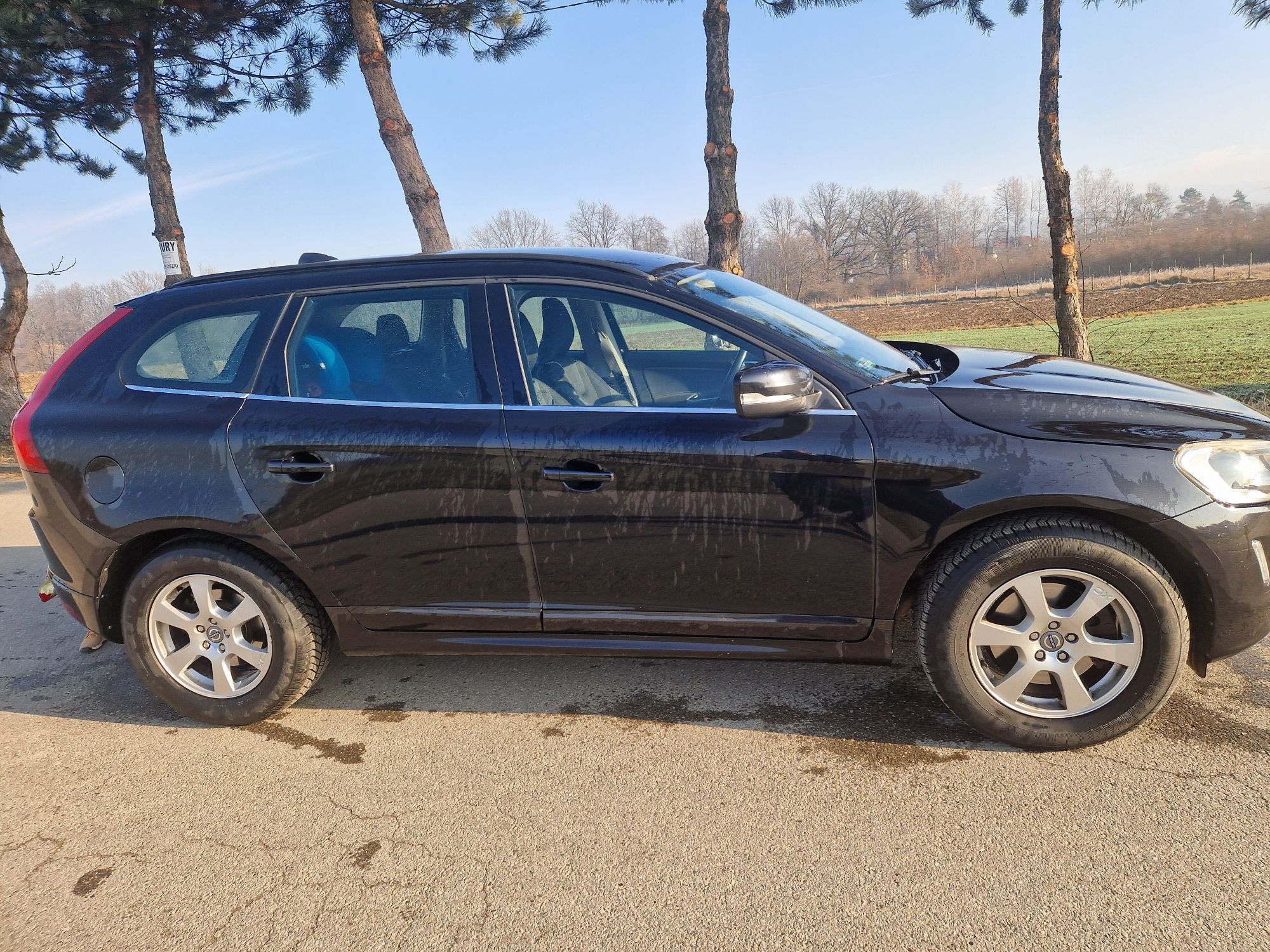 Volvo XC60 2013.   2.0 TDI 163 konie