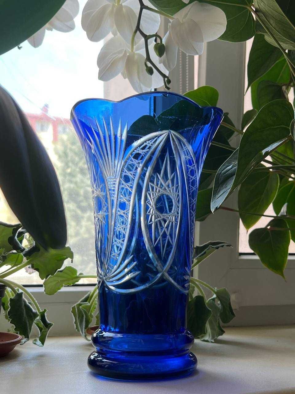 Винтажная ваза синего цвета, алмазная грань, 60-70 е года 20 столетия