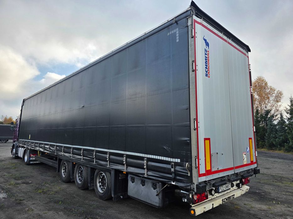 Naczepa Mega Schmitz 2016