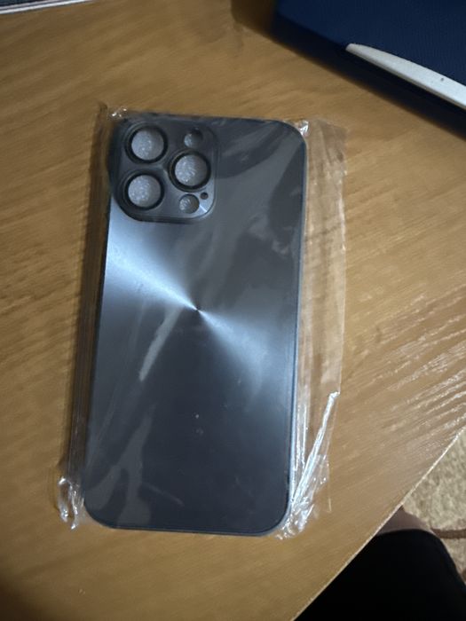 Продам бампер на iPhone 16 pro max