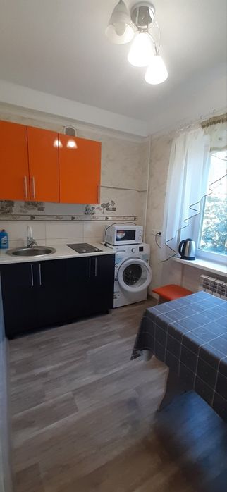 Продам 2 к  квартиру с А.О, р-н Черёмушки.