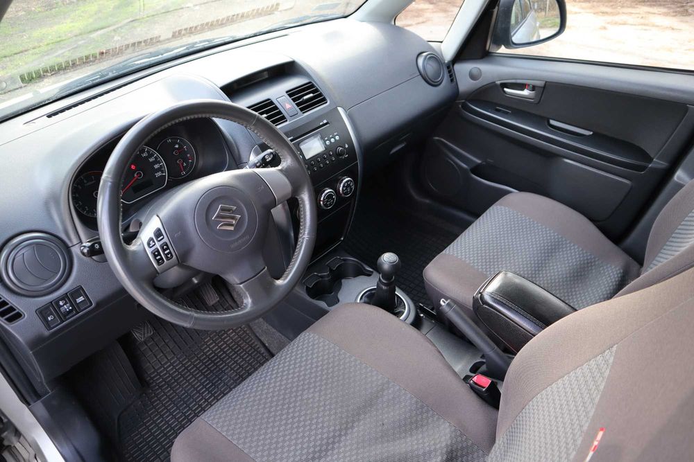 Suzuki SX4 Comfort, sprawny, zadbany, srebrny, 1.6, Benzyna+LPG