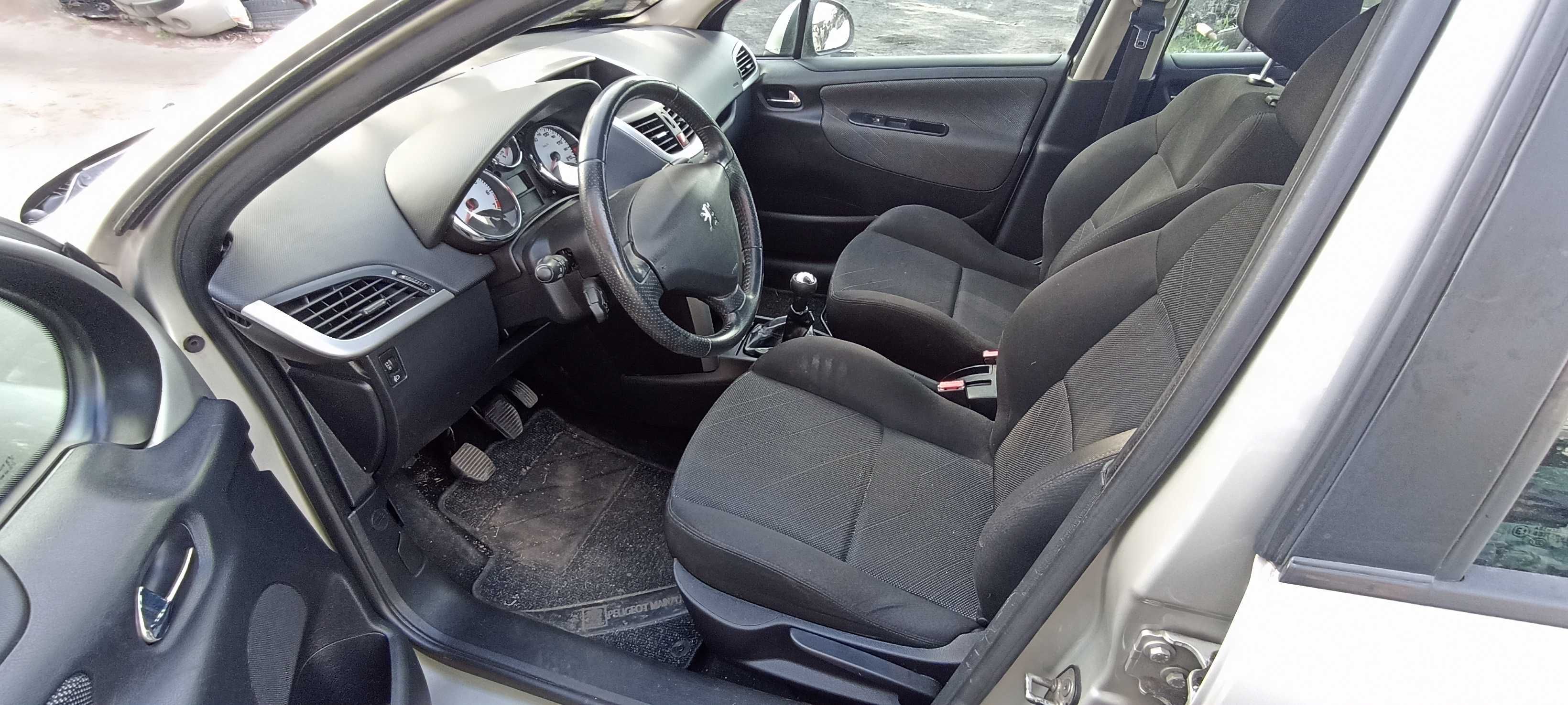 maska klapa silnika peugeot 207 1.4 b lift  lak ets