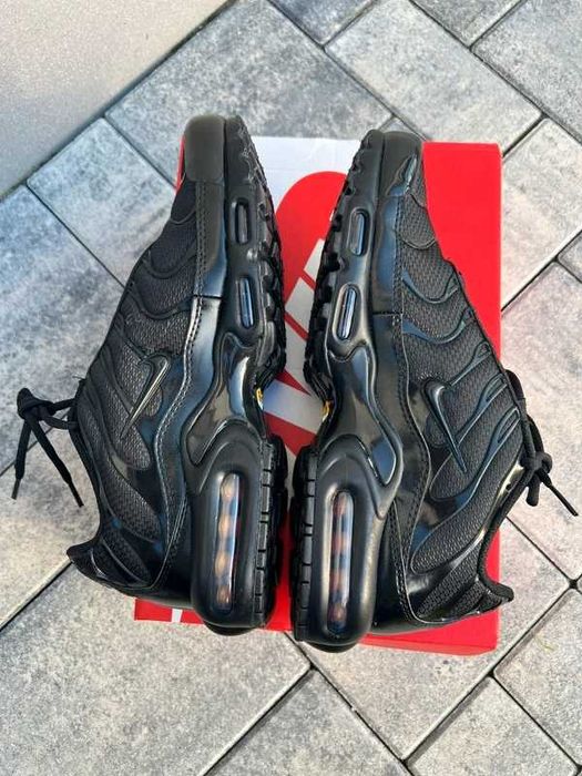 "Buty Trampki" Nike_Air_Max_Plus_TN_Triple_Black R.37.5