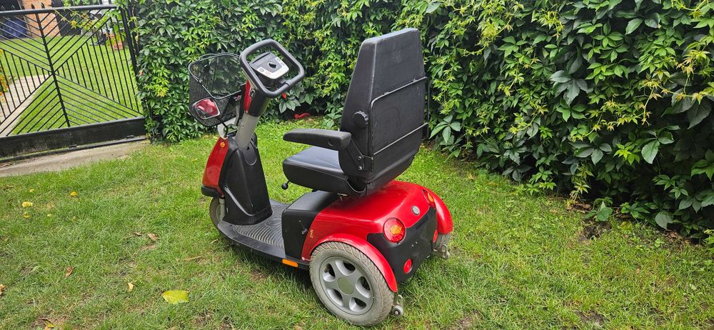 Skuter inwalidzki elektryczny