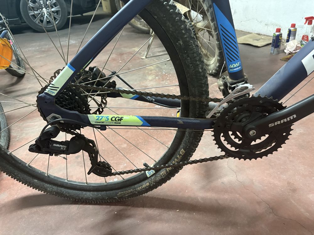 Bicicleta Btwin ST520 excelente estado