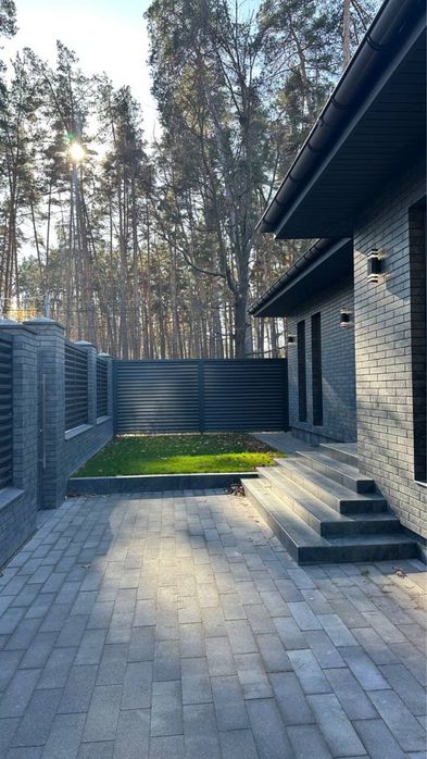 Будинок з новим ремонтом у Лісовій Бучі. Престижна локація, документи