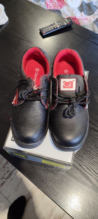 Buty robocze r 42