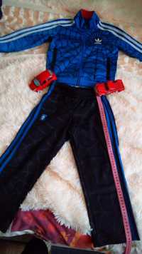 Спорт. костюм Adidas р. 104, р. 110