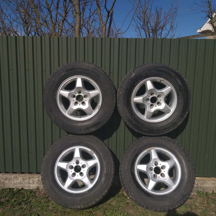 Продаетця колеса на титанових дісках  ціна вказана за 4 діска