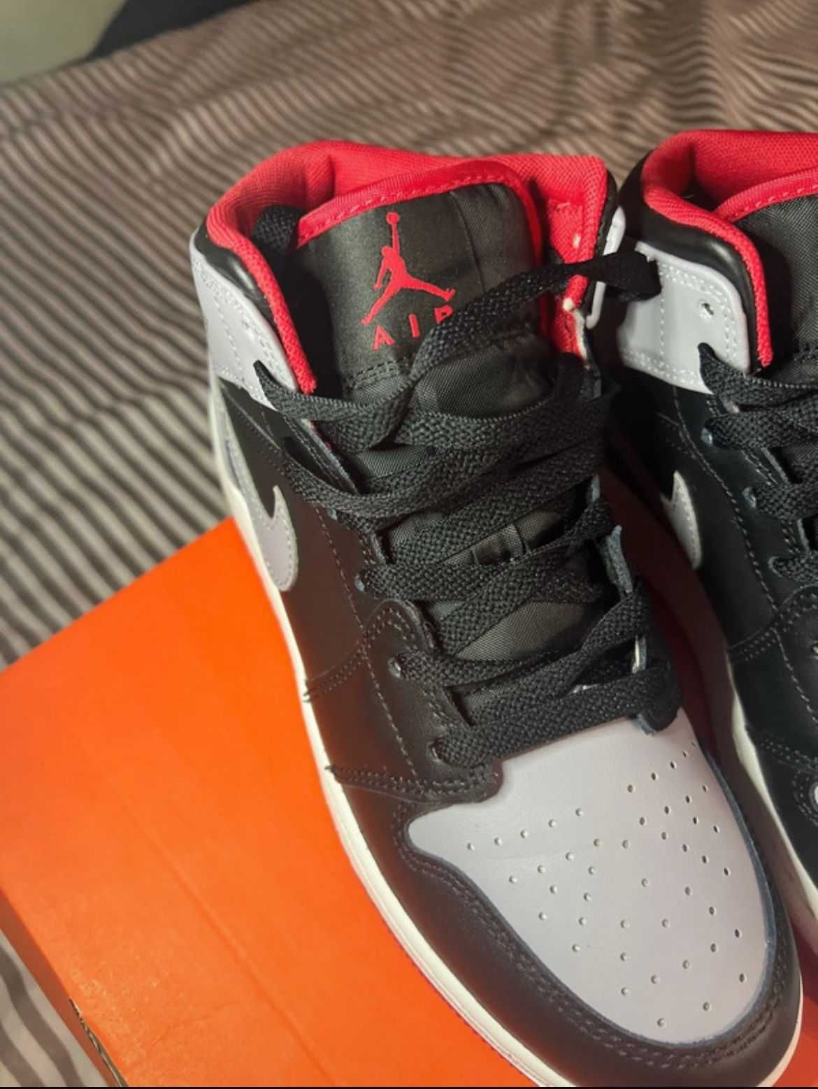 Ténis Nike praticamente novos