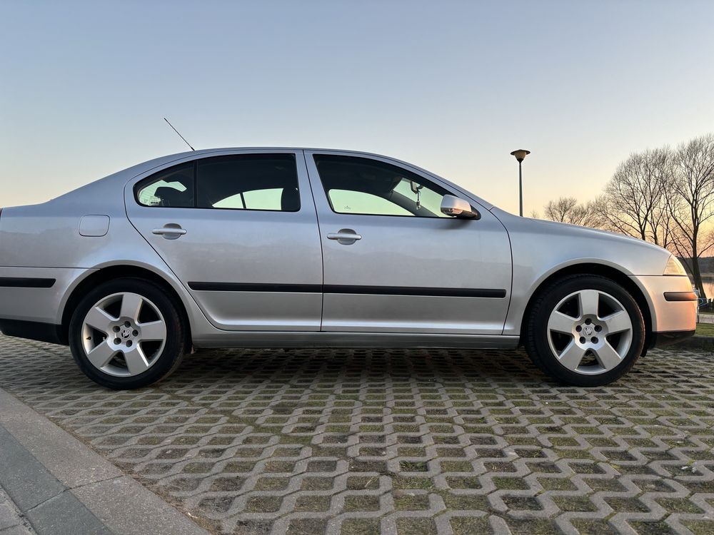 Skoda Octavia SALON POLSKA śliczna zadbana