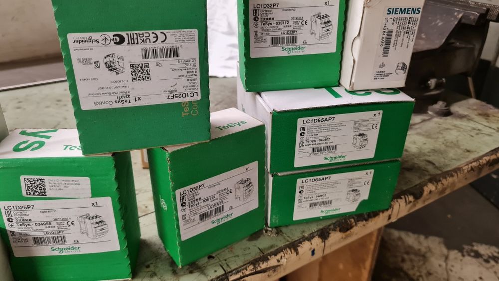 Contactores novos varios