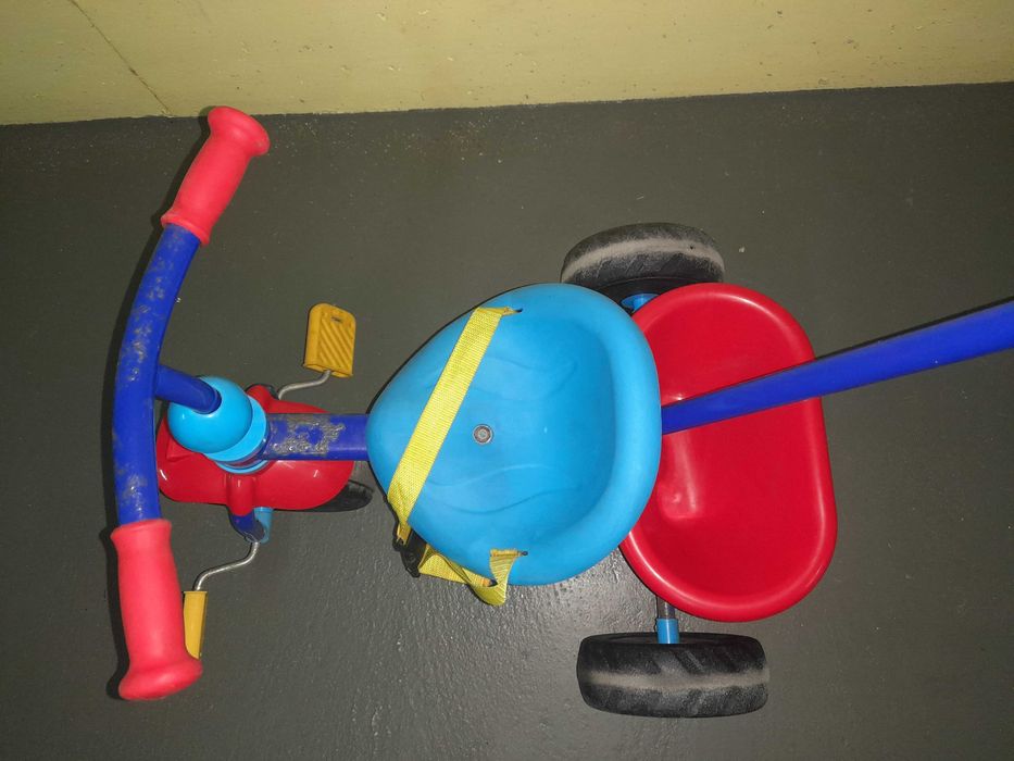Triciclo de bebé