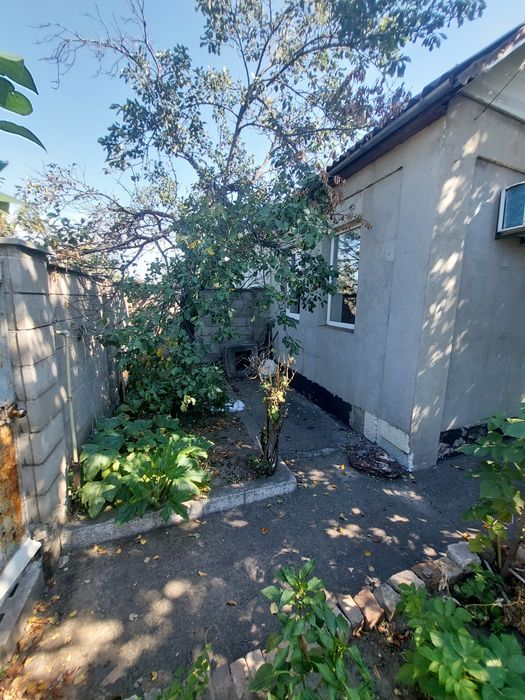 ПРОДАЖА 1/2 ДОМА ПО ПРОУЛ.1й МАРШОВЫЙ о-р "бассейн «МиКомп"