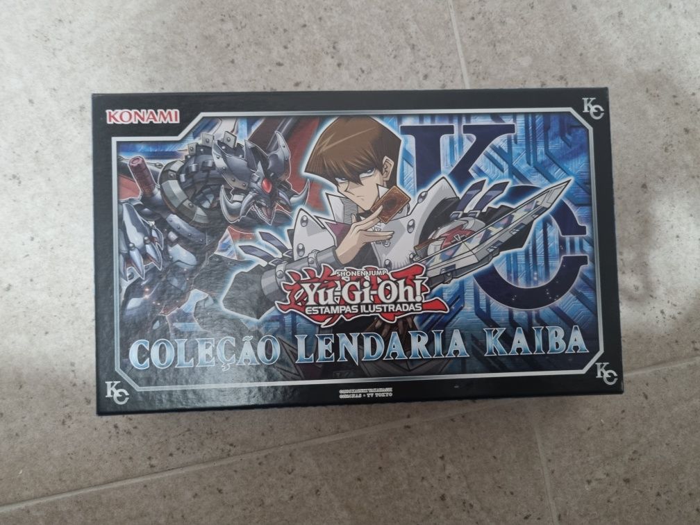 Tapete de Yu-Gi-Oh + cartas