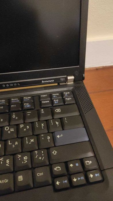 Portátil Lenovo ThinkPad T61 (para peças)