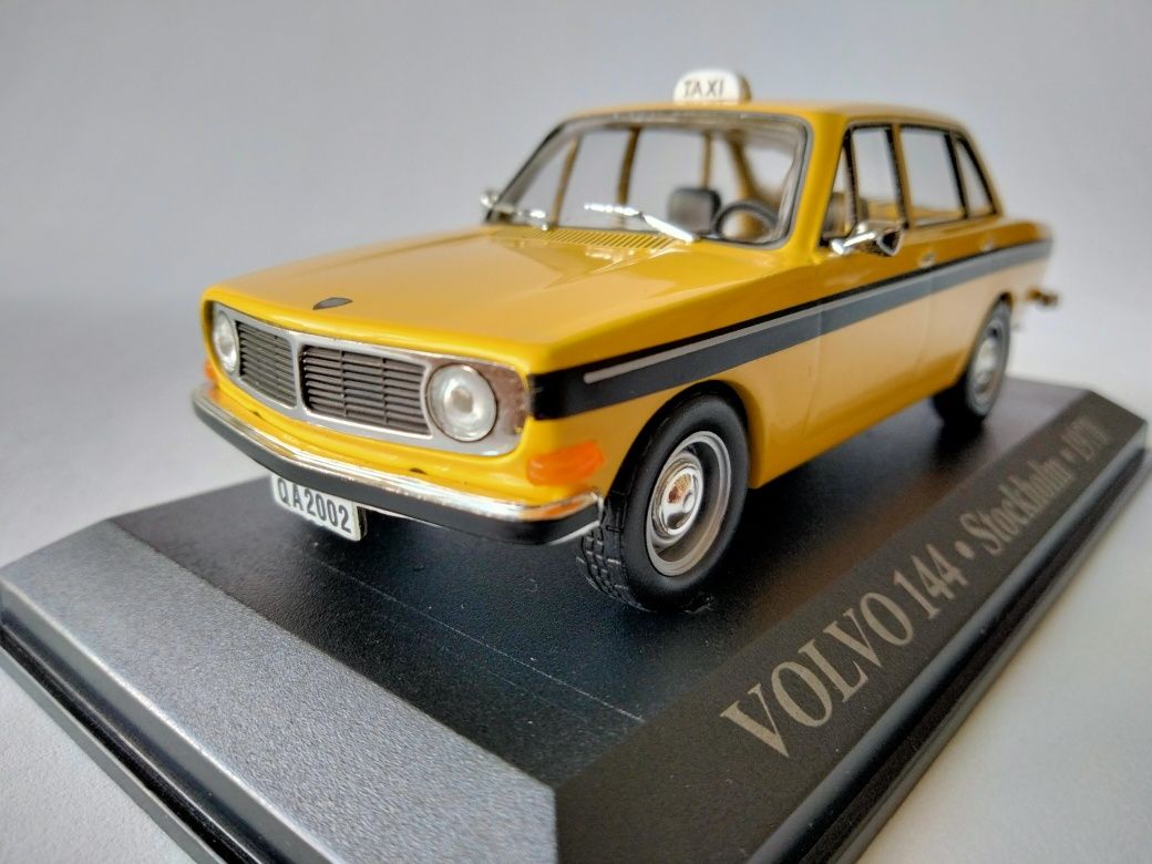 1/43 Volvo 144 - Stockholm (1970)