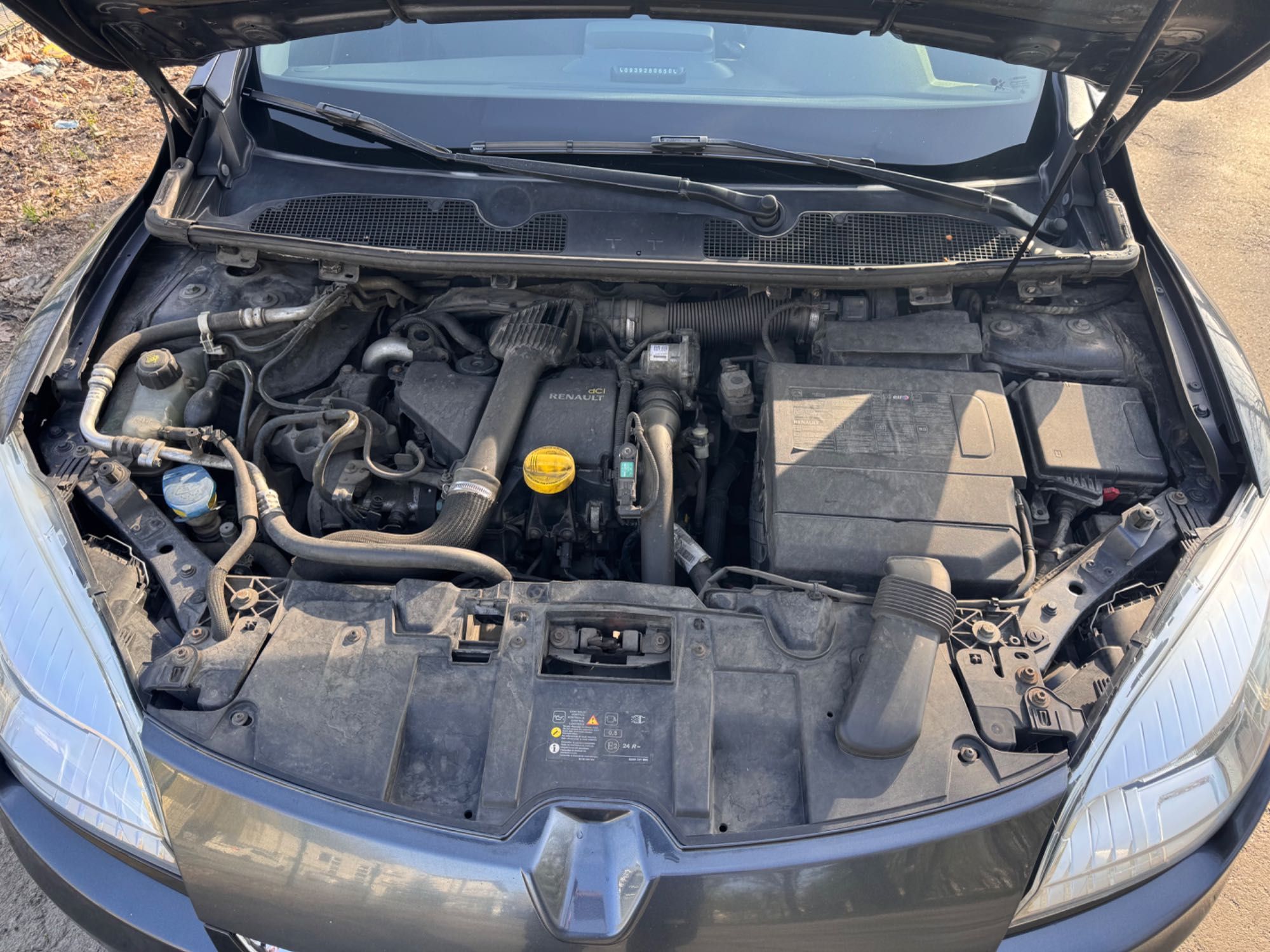 Renault Megane 3 dci k9k универсал дизель 2012