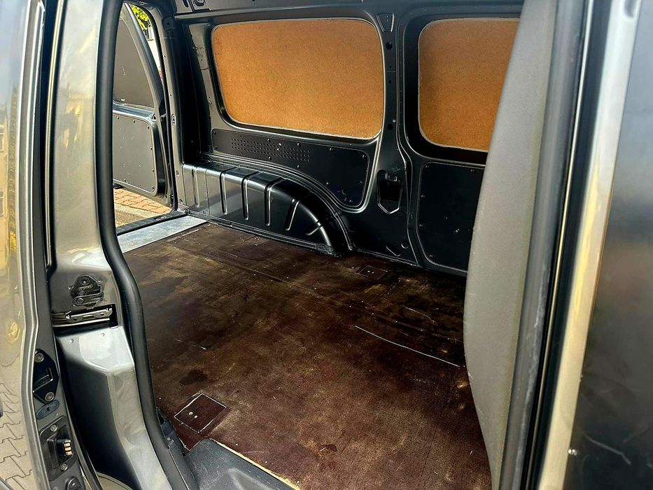 Volkswagen Caddy long 1.6 gaz 184tyś.km