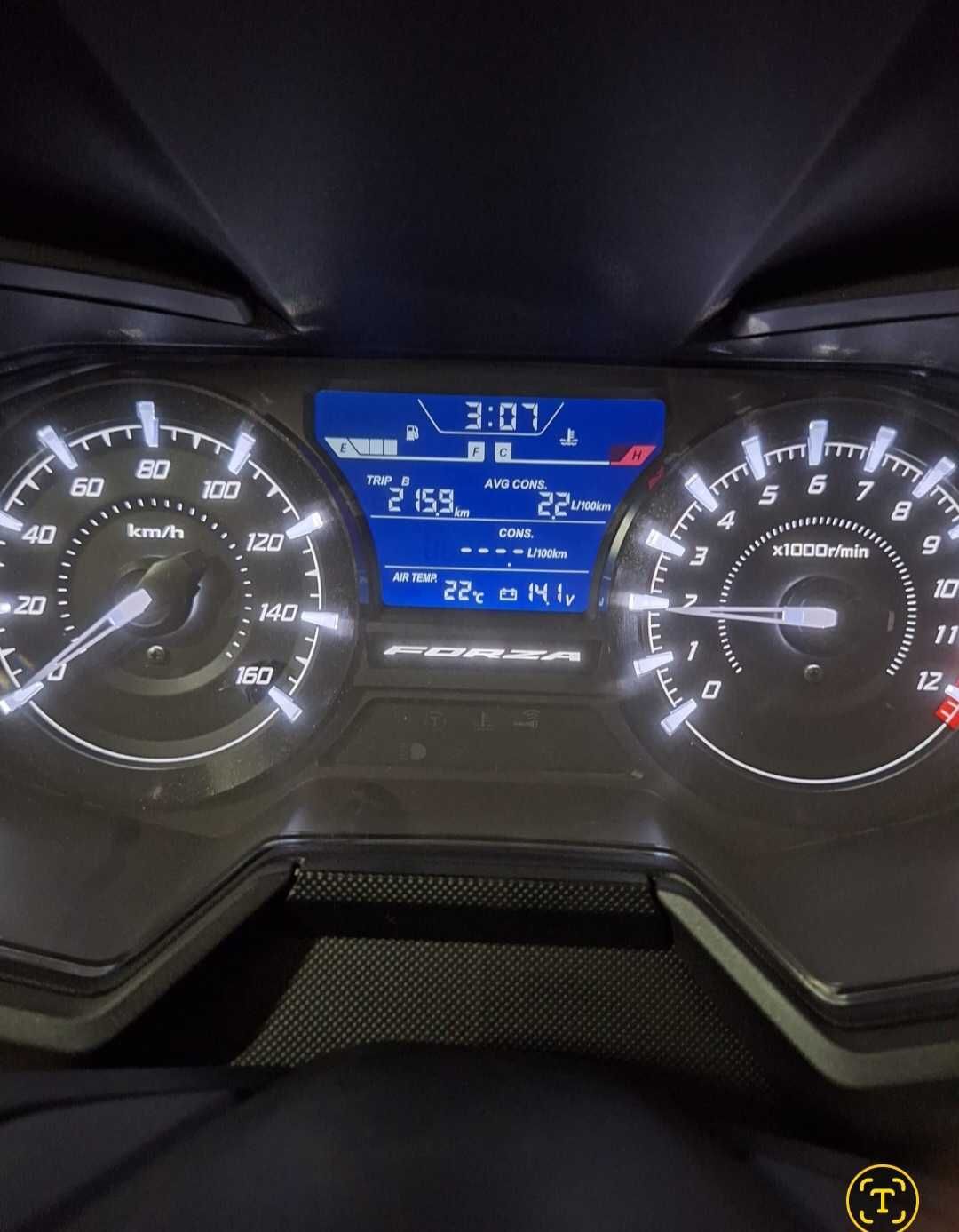 Mota honda forza 125 ano 2021 com 250 km. Valor 4500 euros negociáveis