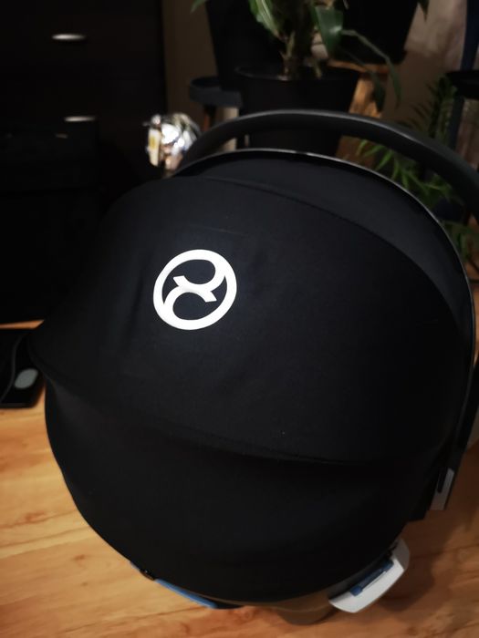 Nosidełko cybex + adaptery do wózka Polecam