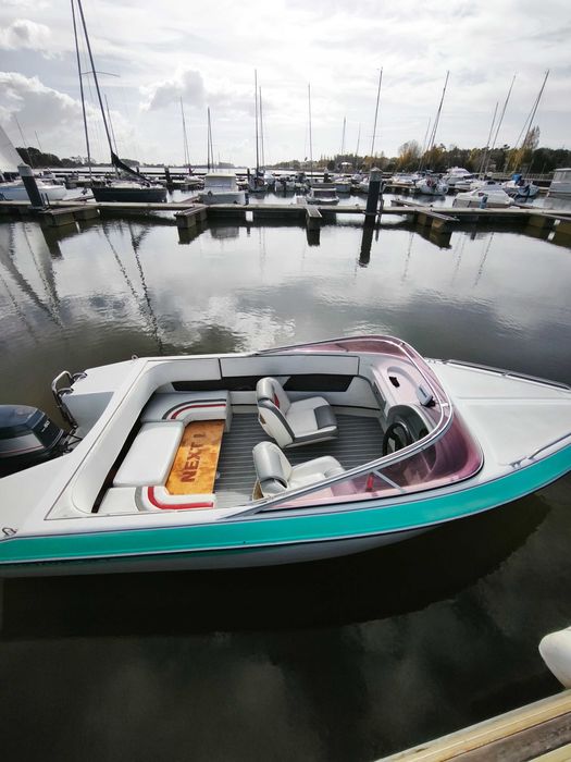 Lancha Argus 4,65 c/atrelado