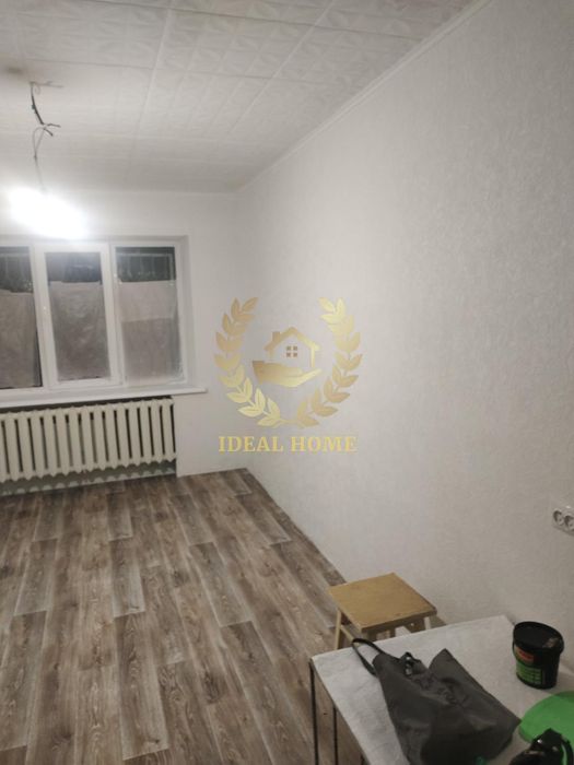 Продам 1 кімнату в кумінальні квартирі