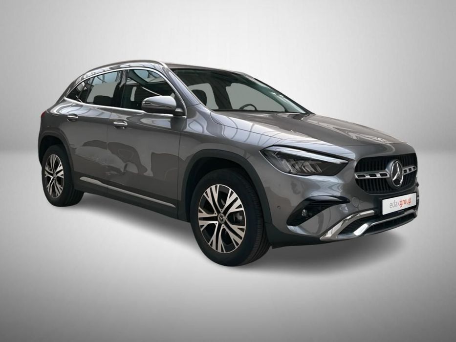 Mercedes-Benz GLA 180 7G-DCT Progressive Advanced