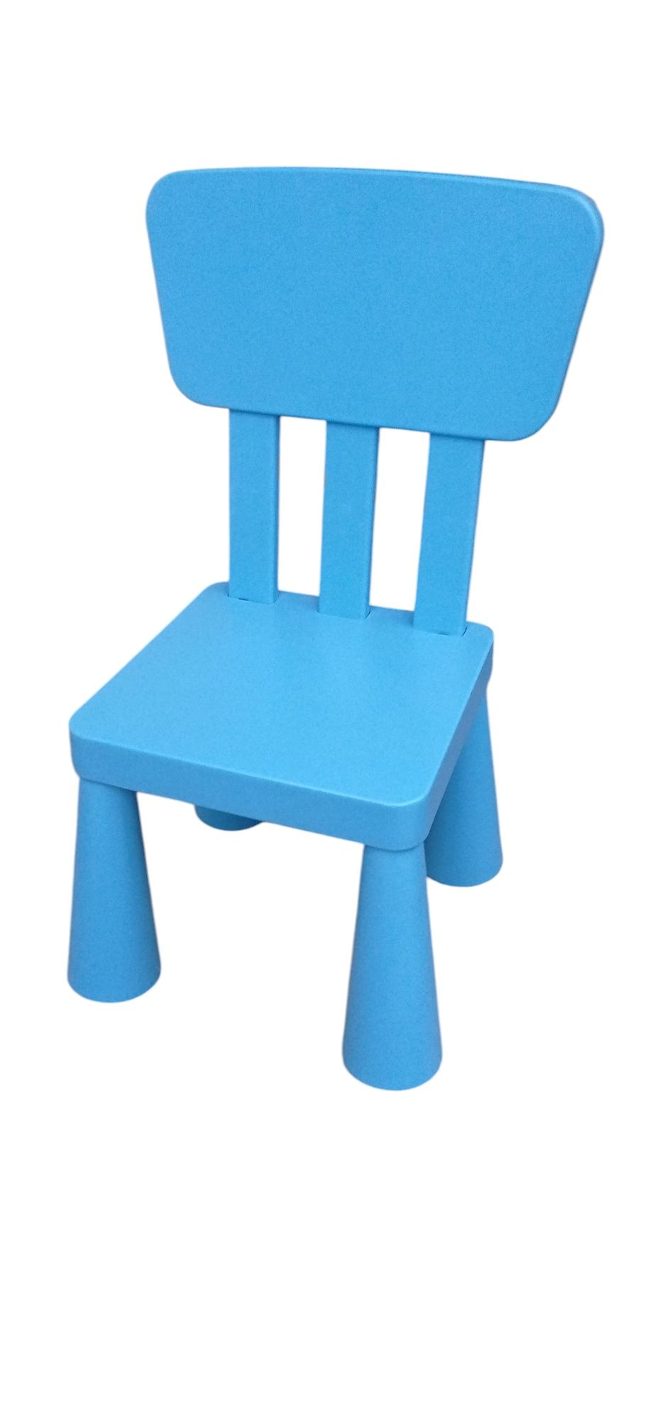 Stolik biały Ikea Lack plus krzesełka Mammut Ikea