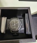 Swatch x Omega Bioceramic Moonswatch Mission To Moonphase Snoopy Black