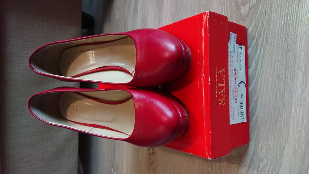 Piękne czerwone szpilki skórzane licowane 38 SALA COLLECTION