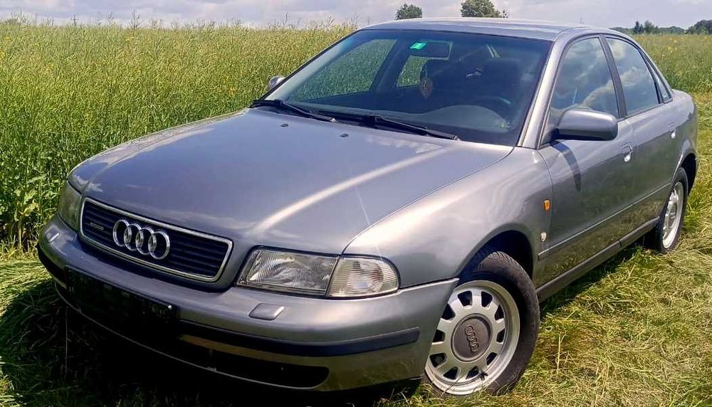 Audi A4 B5 2.6 V6 Quattro Szwajcar- bez rdzy