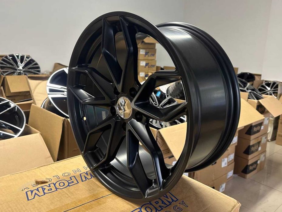 Нові диски R18 5*114.3 / Ковпачки на вибір / Шоурум