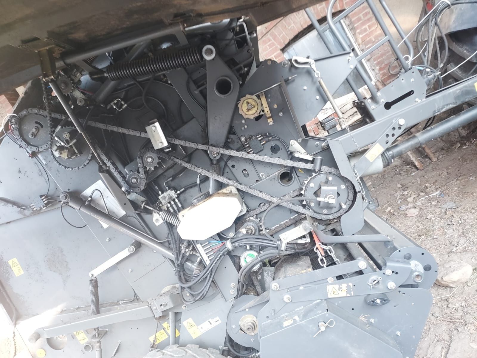 Prasa rolująca Claas Variant 365 RC presa zwijająca z nożami rolująca