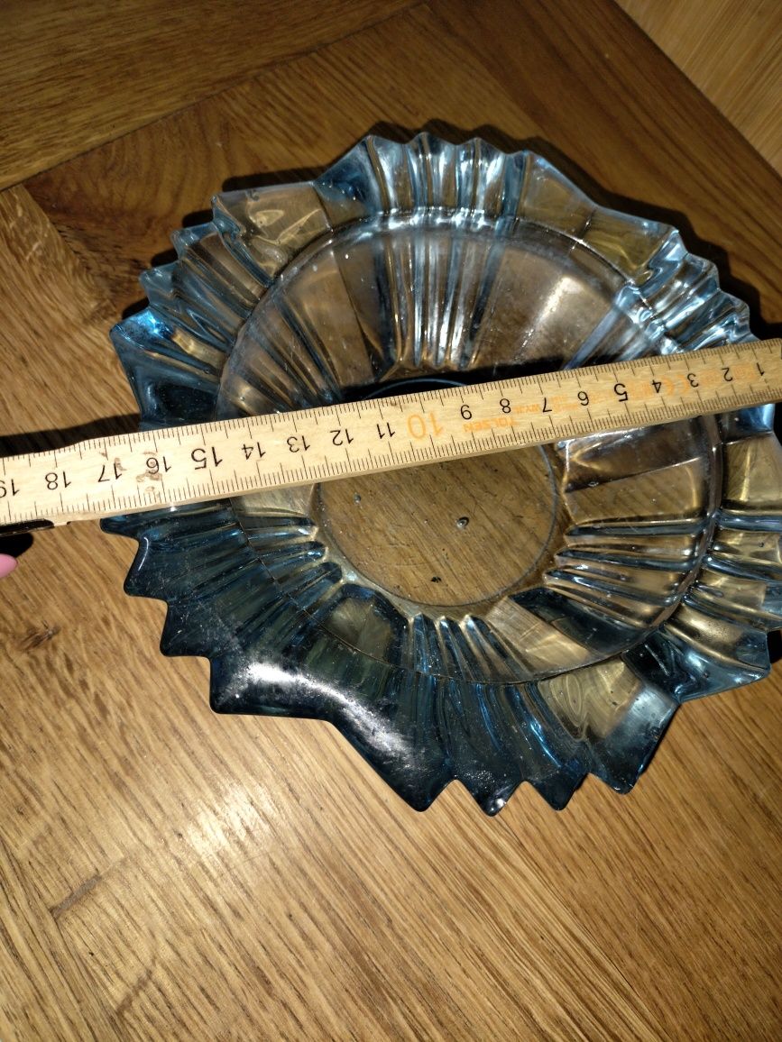 Stara popielniczka niebieska średnica około 17 cm