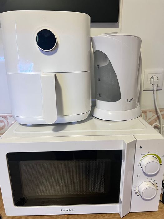 Airfryer, microondas e esquentador de água