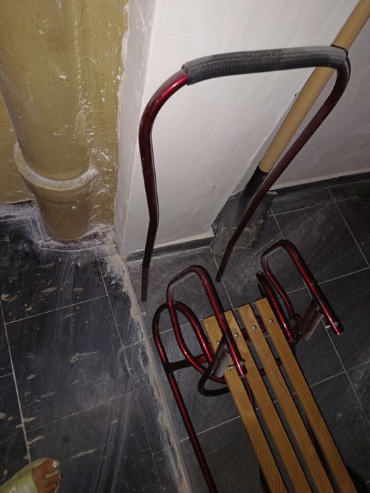 SUPER Sanki z rączką