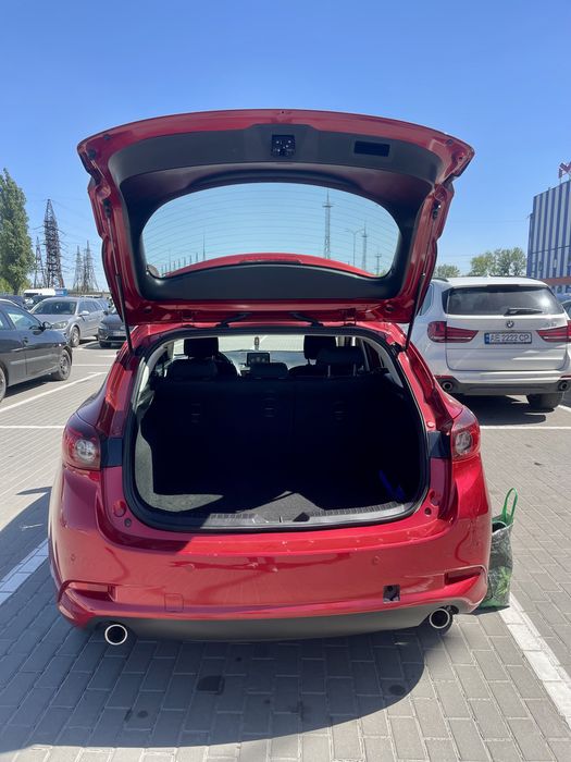Mazda 3 skyactiv drive.